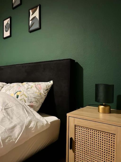 Gemuetliche 2-Zimmer Wohnung Im Zentrum Neumünster Kültér fotó